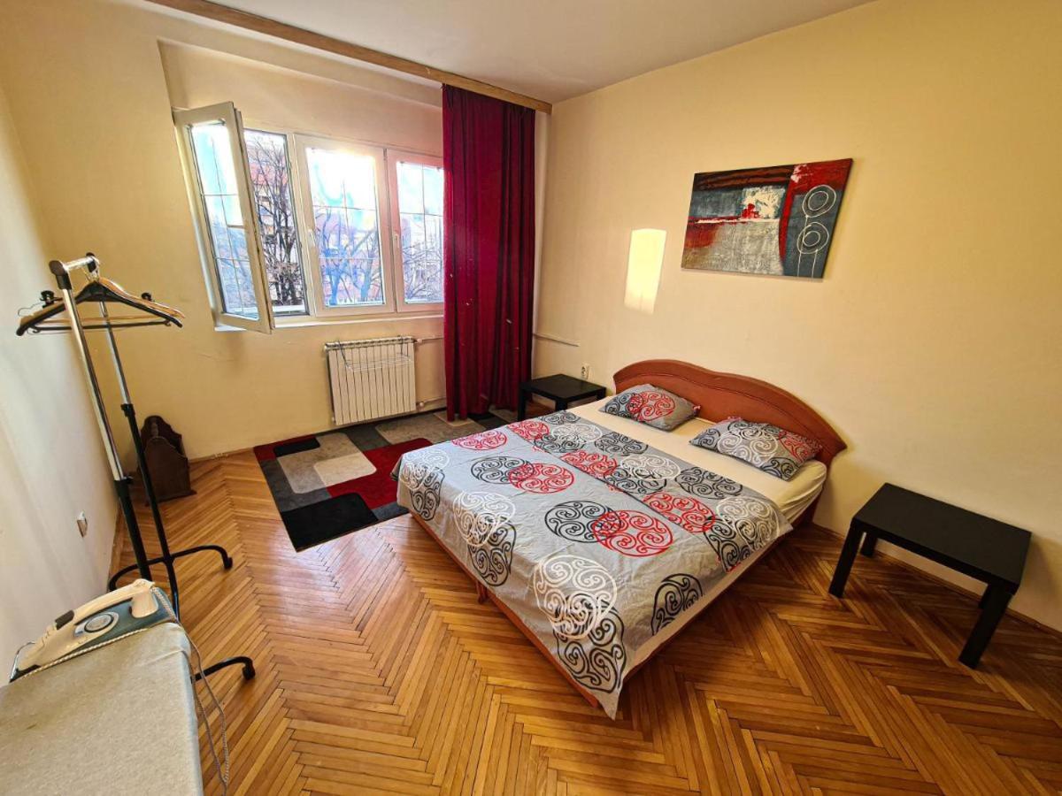 Rooftop Apartment At Mainsquare Skopje Eksteriør bilde