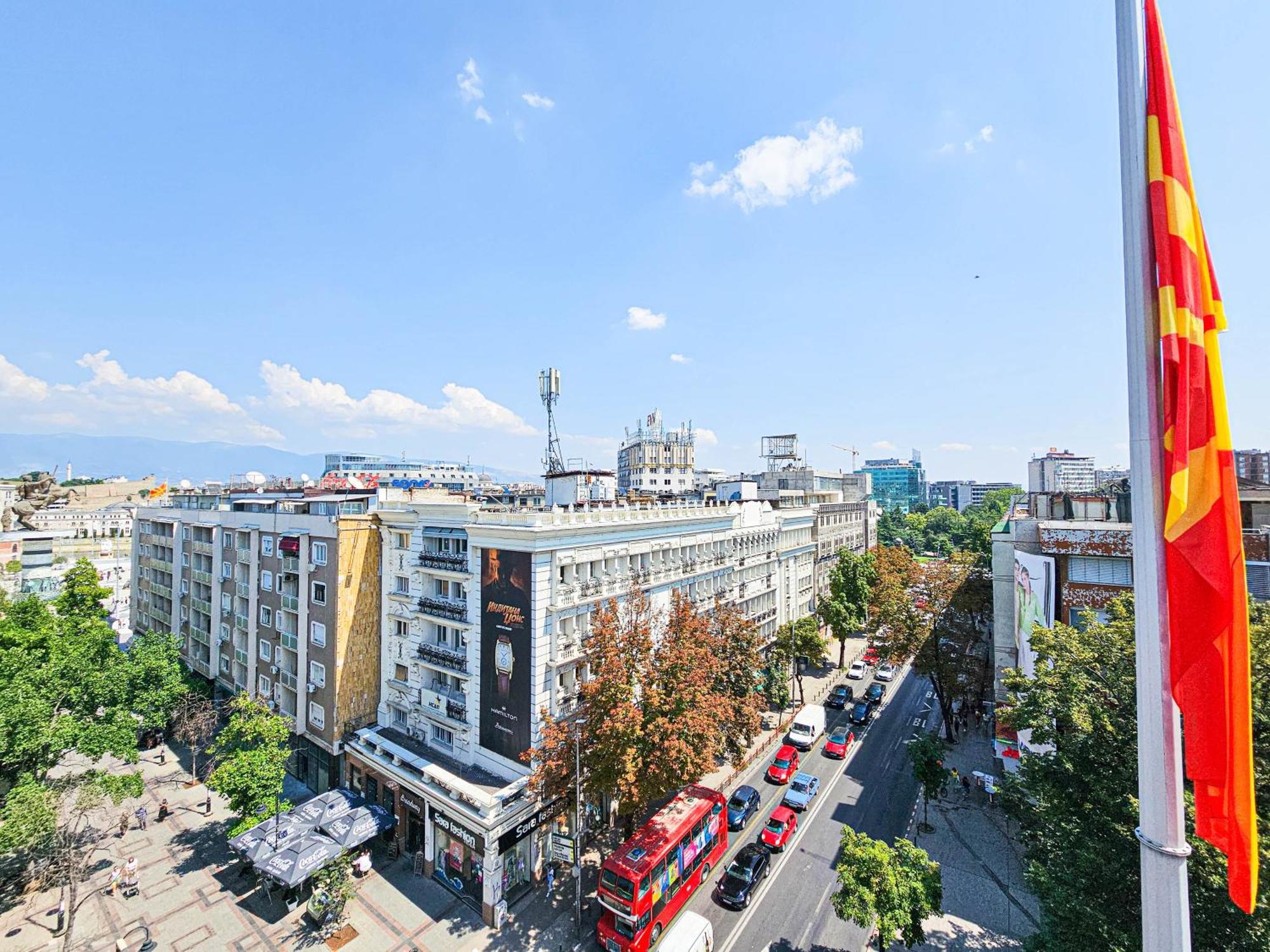 Rooftop Apartment At Mainsquare Skopje Eksteriør bilde