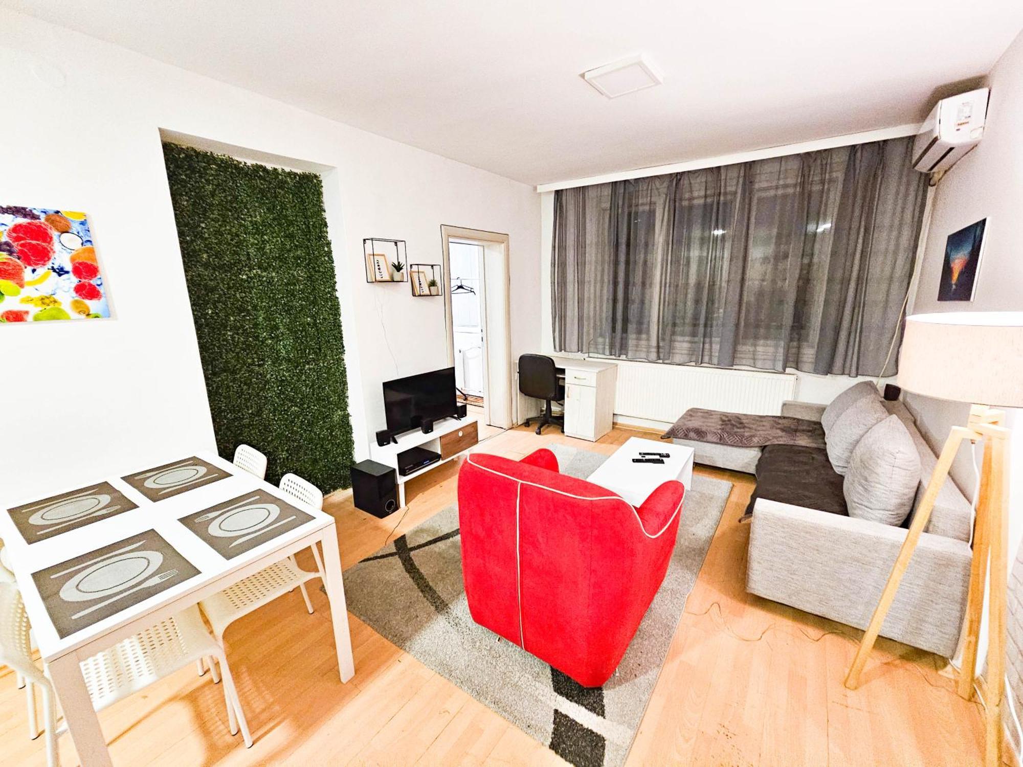 Rooftop Apartment At Mainsquare Skopje Eksteriør bilde