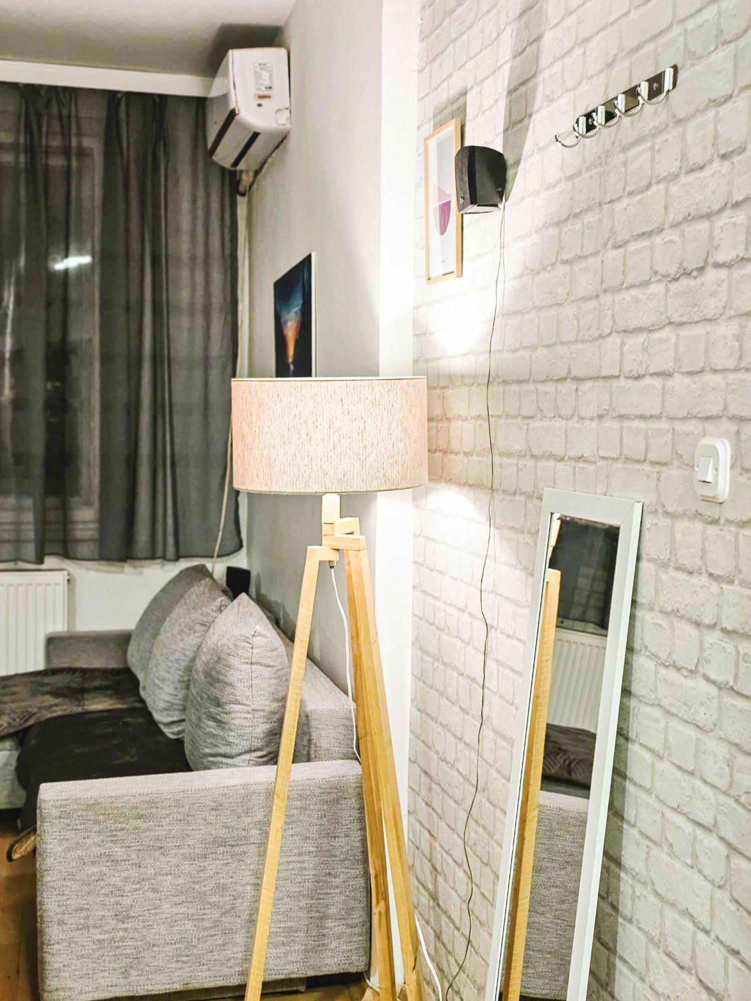 Rooftop Apartment At Mainsquare Skopje Eksteriør bilde