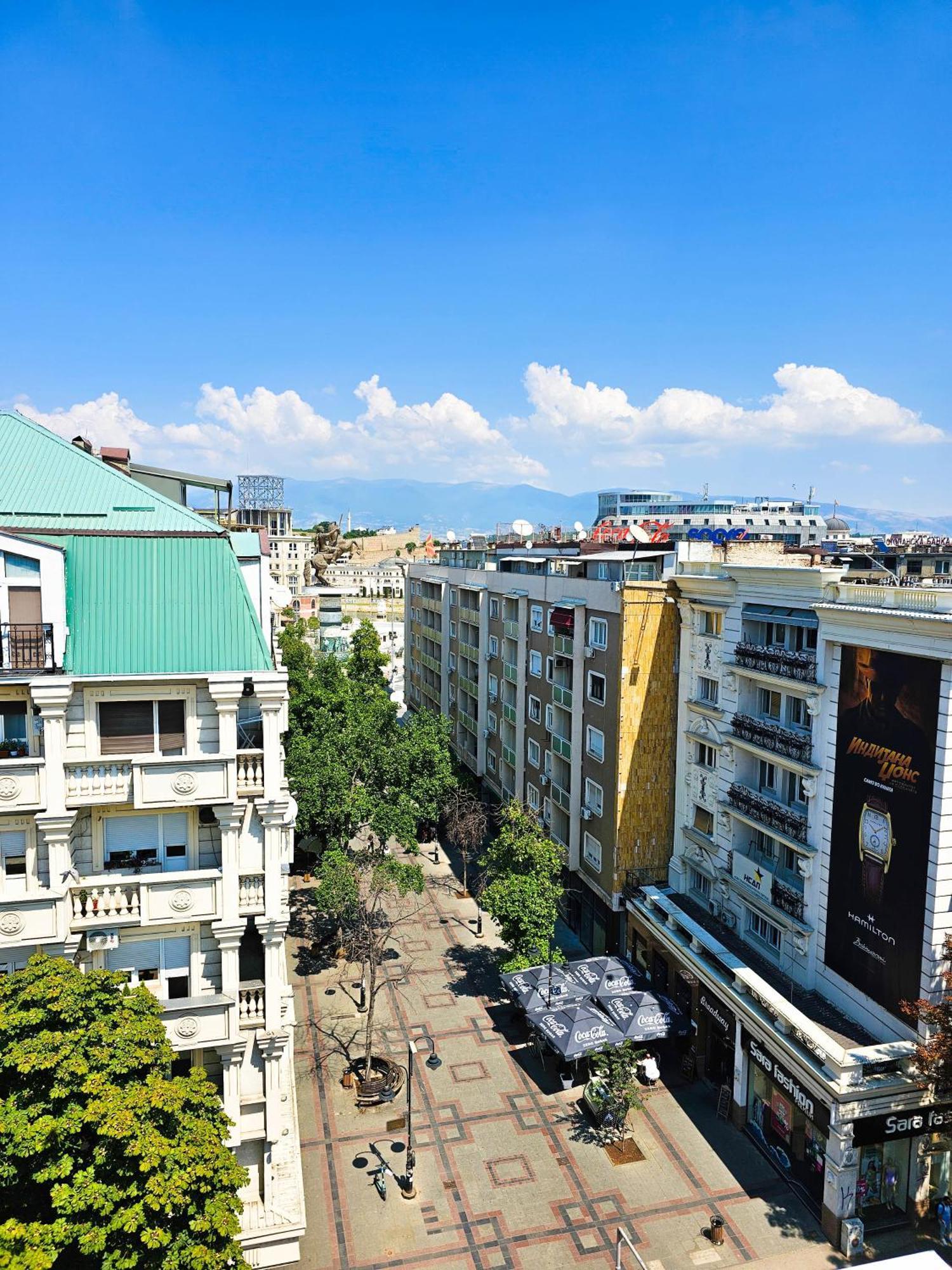 Rooftop Apartment At Mainsquare Skopje Eksteriør bilde